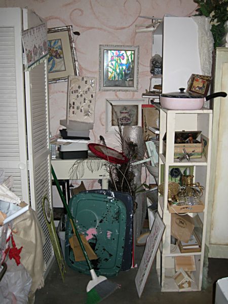 Storage room and leftovers to sell 002