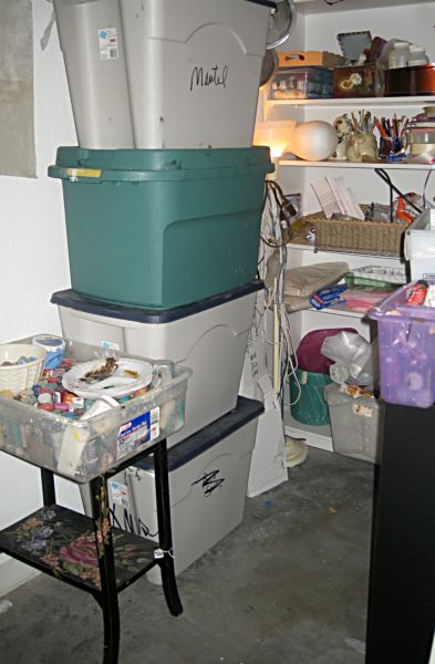 Storage room and leftovers to sell 057