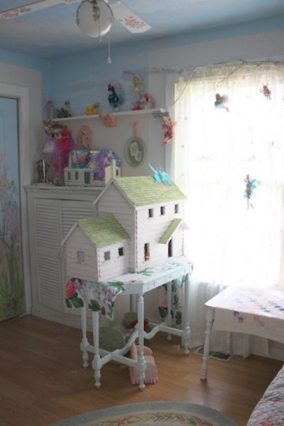 Dollhouses 023