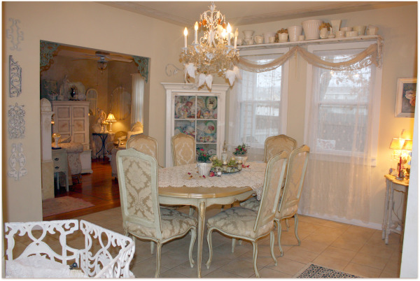Dining room for Valentines Day