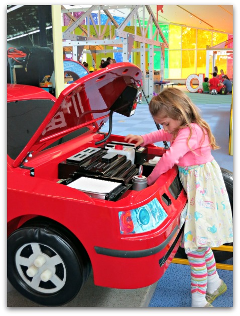 Discovery zone 022