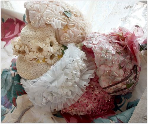 Banner and baskets 016
