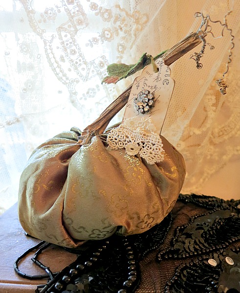 Bronze pumpkin 002