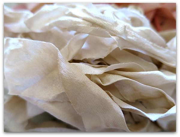 Dying silk 003