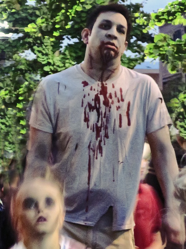 Zombie parade 004