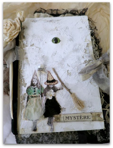 Witchbook 012