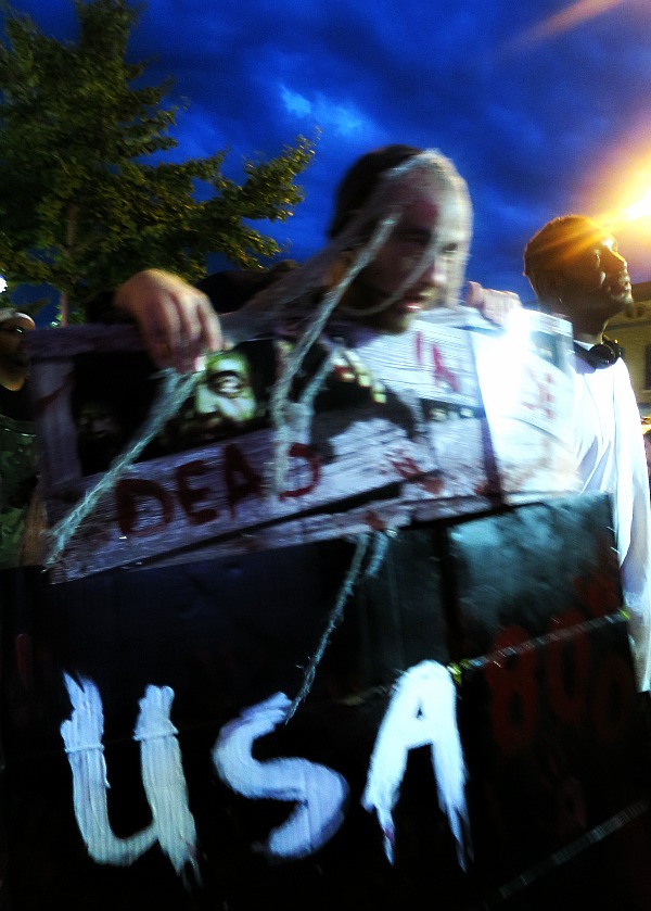 Zombie parade 006