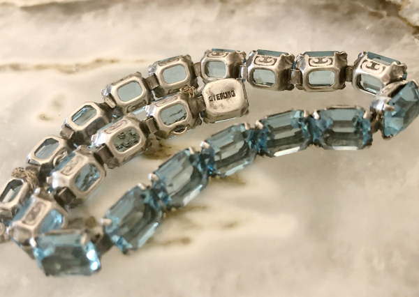 C4C8F1D0-149E-4BC5-BEAD-F29D2216DC55