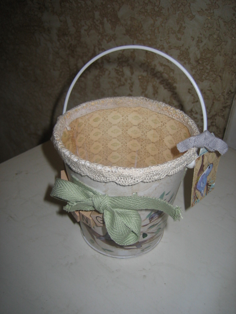 Bird_bucket_009