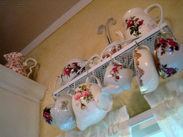 China_and_crystal_016