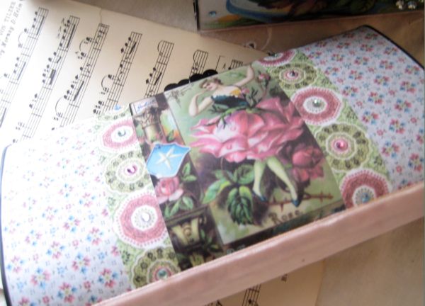 Curious_sofa_025