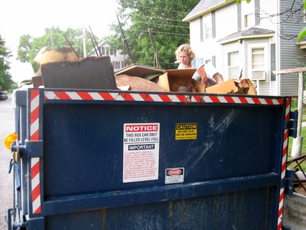 Dumpster_011_2