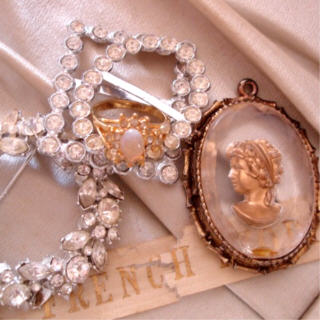 Jewelry_1