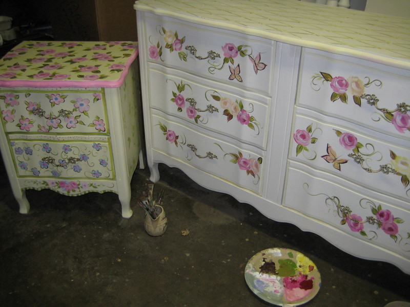 Madisons_dressers_012