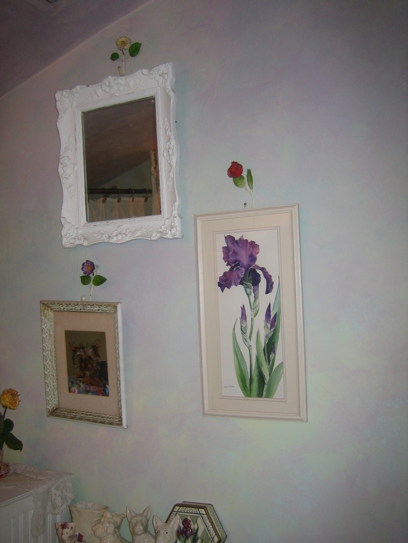 Repainted_bath_and_living_room_002